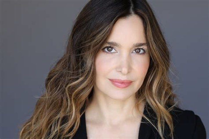 Gina Philips Biography, Age, Height, Husband, Net Worth, Family